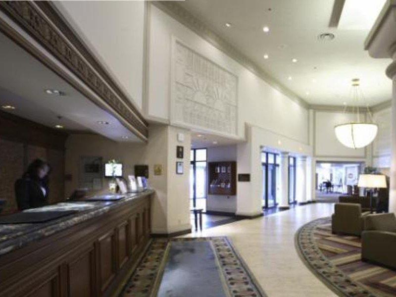 Hotel Chateau Lacombe 4*